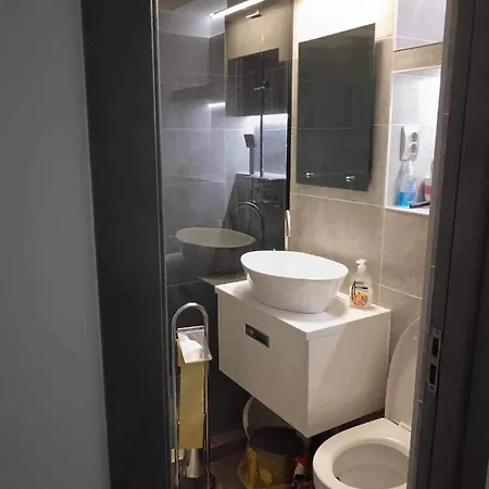 Enci Kiado Apartman Miercurea Ciuc Exterior photo